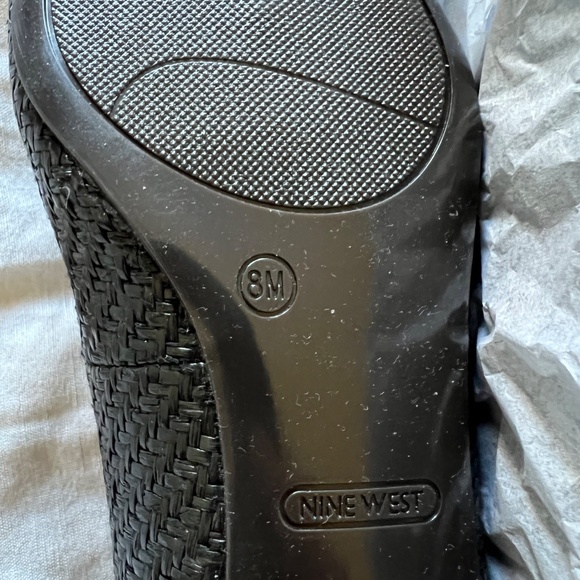 NINE WEST ABAY SMOKING FLAT SIZE 8 - Picture 6 of 6